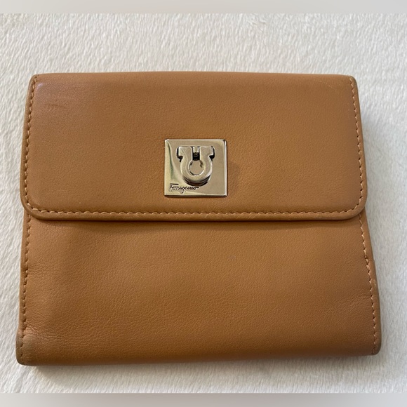 Salvatore Ferragamo Handbags - Salvatore Ferragamo Wallet EUC